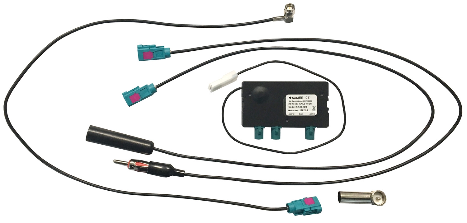 ESX DAB/FM Aktivsplitter inkl. Adapter VNA-SPLITTER-SMA